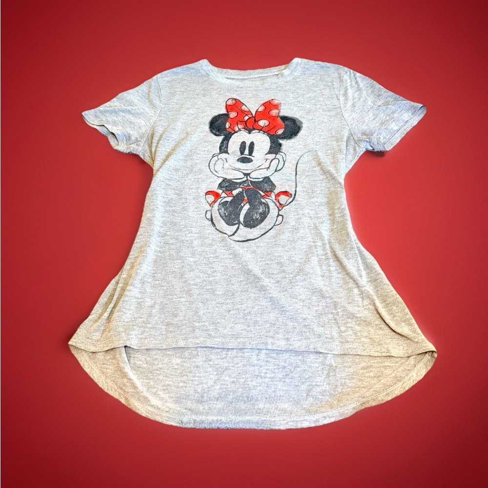 Disney Minnie Mouse Graphic Tee Size M Gray High Low Hem Casual Cute
